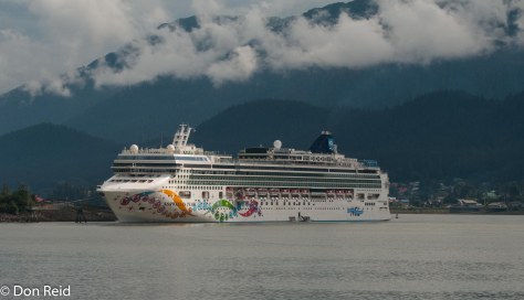 Norwegian Pearl at berth in Juneau