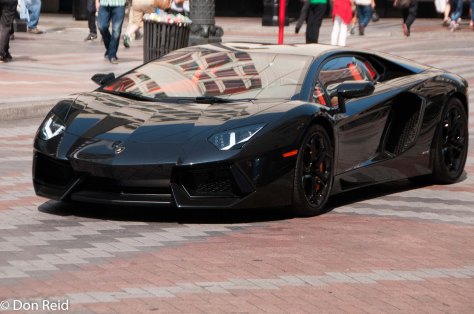 Modern transport - this carriage has more horses than the other one! (It's a Lambo)