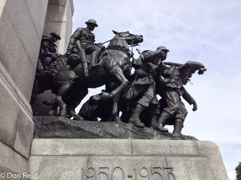 Ottawa - the superb War memorial