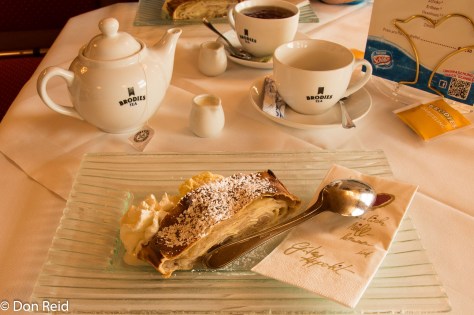 Melk Abbey - apfelstrudel