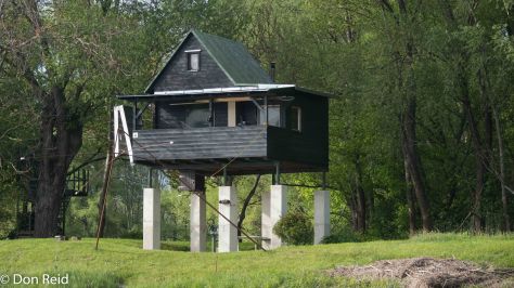 Riverside dwellings with fishing rights